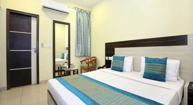 OYO 3025 Hotel Amaze, Забронировать Отель Зиракпур штат Харьяна