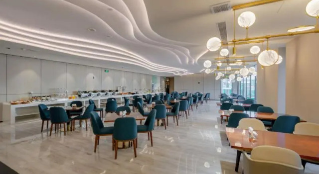 Hua Wen Si Ji Hotel, Rezerwuj Hotel Hotele 4-gwiazdkowe w Zhaoqing, 4*