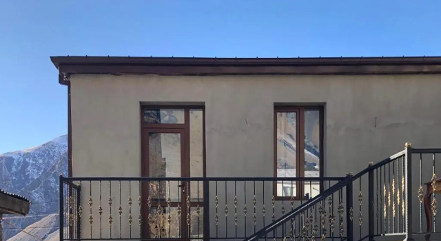 Трёхместный номер Standard с балконом Wander Kazbegi Hotel