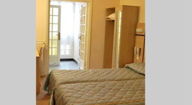 Comfort Hotel Au Firmament Asnieres-sur-Seine