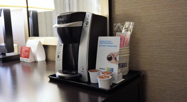 Четырёхместный номер Standard Holiday Inn Express Hotel & Suites Gibson by IHG