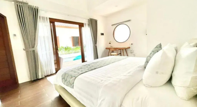 King Bed Pool Villa Paradise - North Seminyak, Rezervovat Vila Chaty v Bali, Chalupa