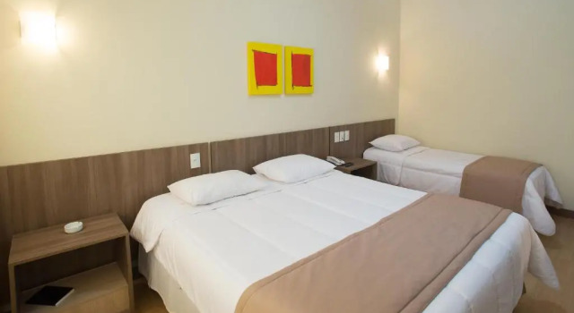 Трёхместный номер Standard Entremares Hotel