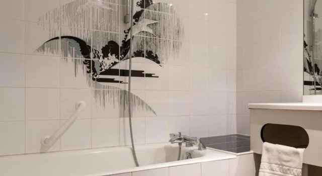 Четырёхместный номер Comfort The Originals Boutique, Hôtel Le Pariou, Issoire