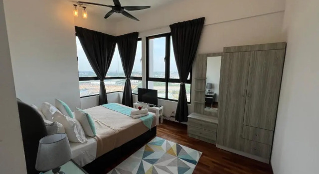 Люкс DGunduls Homestay Family Suite 2R 2B by DGH I-CITY