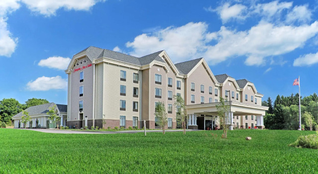 Кровать в общем номере Hampton Inn & Suites Cazenovia, NY