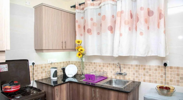 Апартаменты Zoya - Homely 1 Bdrm Apartment