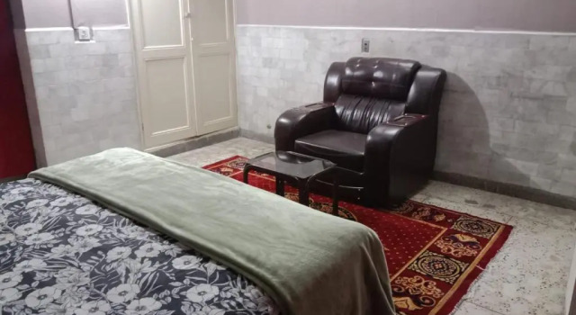 Aby House, Book Hotel Lahore Pakistan