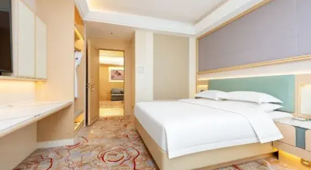 Люкс Deluxe Star City Hotel