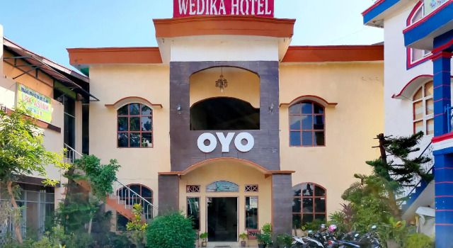 Hotel Wedika by OYO Rooms, Book Hotel Bengkulu 