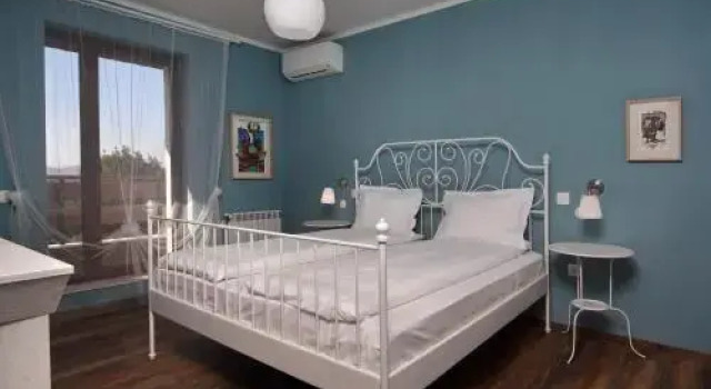Esterra Vini Guest House, Reservar Casa de hóspedes Brestovitsa Plovdiv