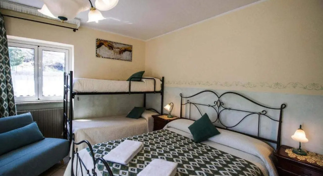 Agriturismo Baldassari, Book Hotel Cascia Umbrien