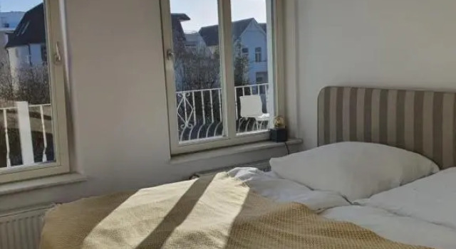 Großzügige,98m2 grosse Wohnung in stadtnaher Traumlage, nur 200m zum Stadtpark, Забронировать Отель Ольденбург Нижняя Саксония, рядом с Музей медиа-арта "Эдит-Русс-Хаус"