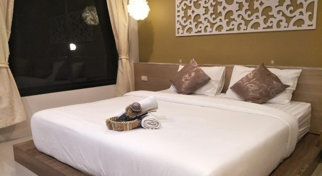 Двухместный номер Luxury с балконом и с видом на канал Suwi Coco Ville Resort