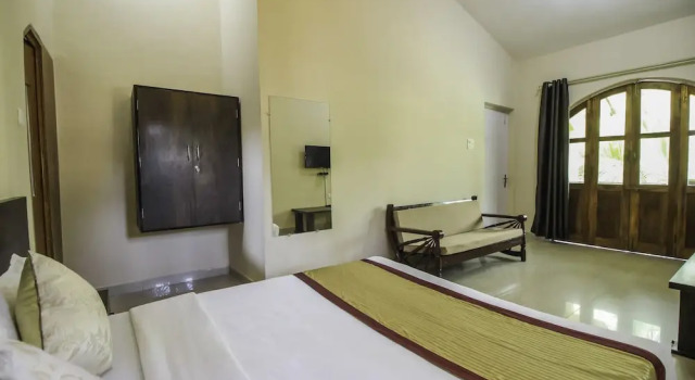 OYO 10958 Home Modern Studios Candolim, Prenota Casa vacanze Hotel a Goa con parcheggio, Parcheggio