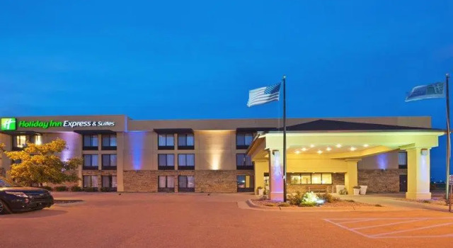 Run of House Holiday Inn Express Hotel & Suites Colby by IHG