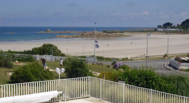 Студия Studio piscine et vue mer