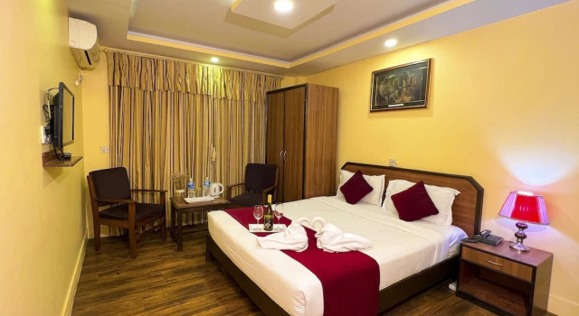 Двухместный номер Deluxe с балконом Thamel Grand Hotel