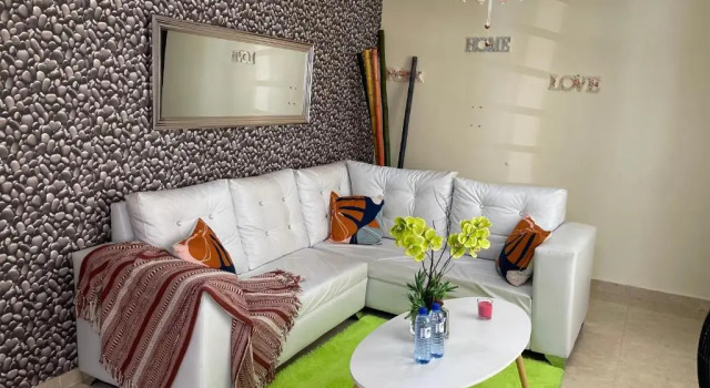B-8 hermoso apartamento al pie de la montaña con piscina total mente equipado, Забронировать Апартаменты/квартира Отели Харабакоа с парковкой, Парковка