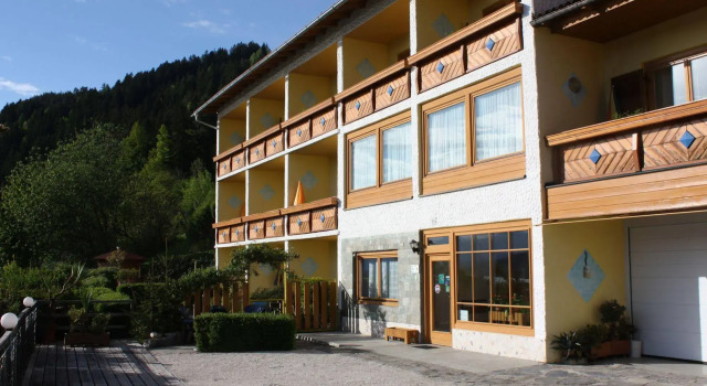 Pension zum Mühlrad, Rezervovat Penzión Hotely v Carinthia s parkováním, Parkování
