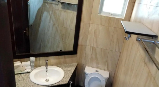 Семейный люкс Venezia Suites Hotel Iloilo