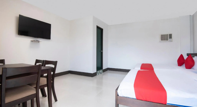 OYO 430 Michael's Place, Rezervovat Hotel Quezon City 