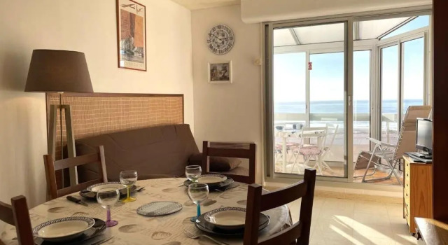 Appartement Saint-Gilles-Croix-de-Vie, 2 pièces, 4 personnes - FR-1-224-300