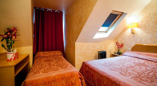 Трёхместный номер Standard Hotel Leonard De Vinci 75011