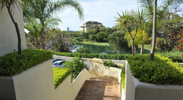 Апартаменты Superior Elviria Hills Living
