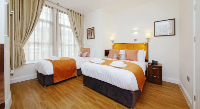 Трёхместный номер Classic Imperial Guest House Ltd