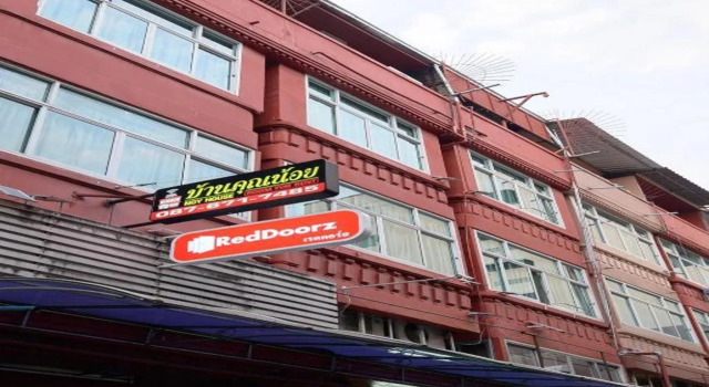 RedDoorz Khunnoy Hotel