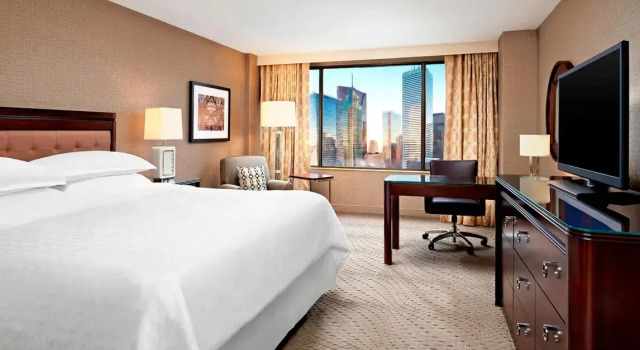 Двухместный клубный номер Standard Sheraton Centre Toronto Hotel