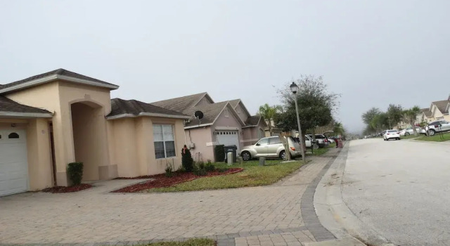 Коттедж Standard с 4 комнатами Davenport Area Pool Homes by ORB