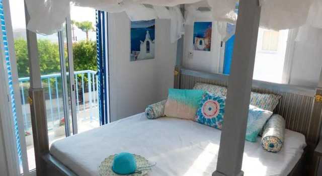 2bed Villa - Private Pool - Steps From the Beach!, Book Villa Hotels in Larnaca Region with Parking, Parking