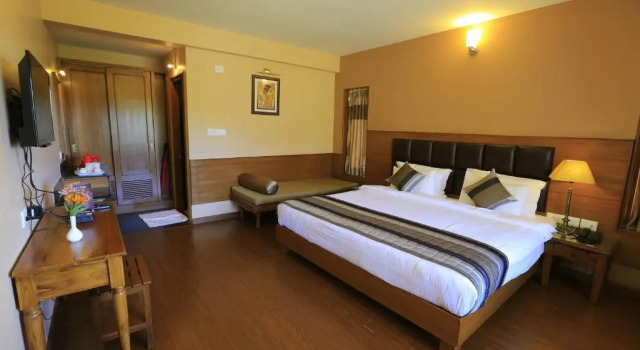 Номер Executive с балконом и с красивым видом из окна Western Valley Resorts Ooty
