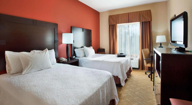 Четырёхместный номер Standard Hampton Inn & Suites Laurel