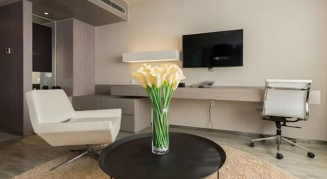 Люкс JinJiang Metropolo Hua Ting Guest House