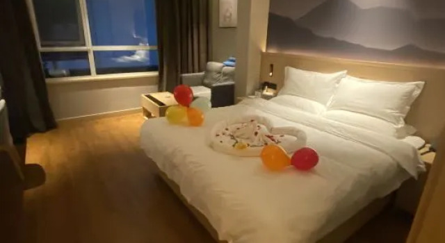 GreenTree Eastern Hotel (Hua County Wuzhou New Era Plaza), Book Hotel Hua Henan