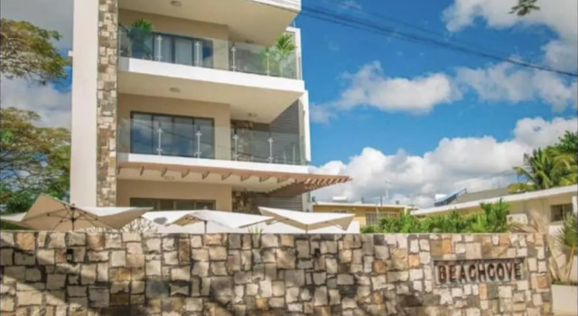 Апартаменты Modern 2-bed Sleeps 4 With Balcony