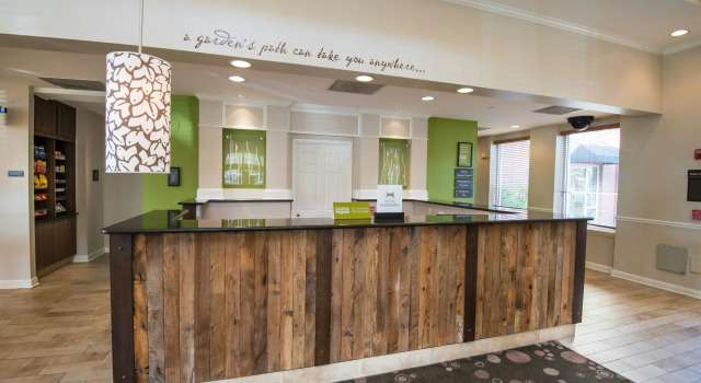 Hilton Garden Inn Tampa Ybor Historic District, Забронировать Отель Тампа штат Флорида, рядом с Детский музей фонда семьи Глейзер