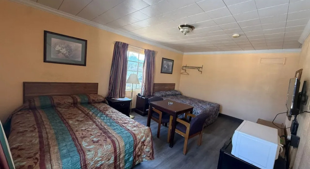 Четырёхместный номер Standard Railroad Inn Amory Near Tupelo MS