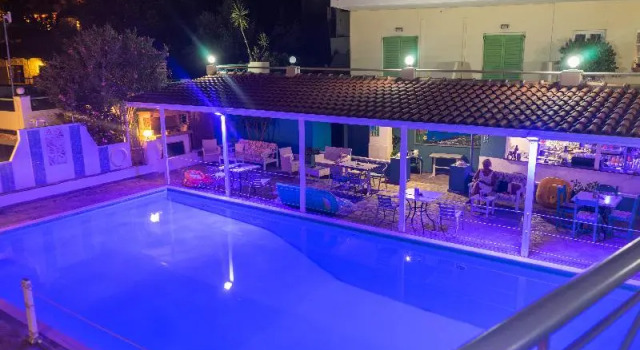 Tropicana Inn, Забронировать Отель Отели периферии Ионических островов с парковкой, Парковка