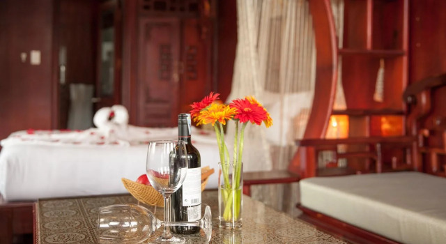 Halong Royal Palace Cruise