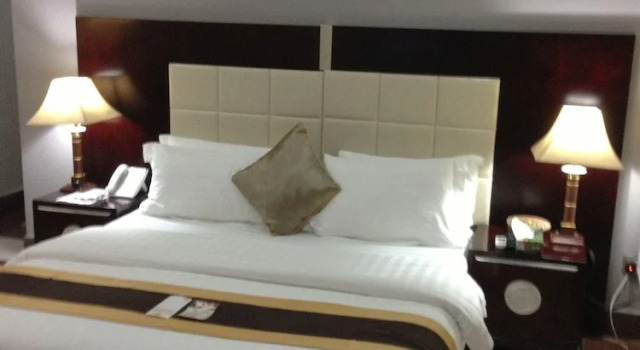 Двухместный номер Standard с балконом и с красивым видом из окна GrandBee Suites