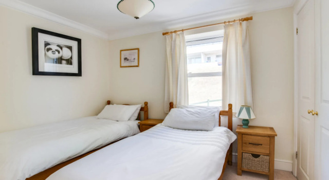 Holiday Home Riviera, Забронировать Отель СПА-отели Англии, SPA-услуги