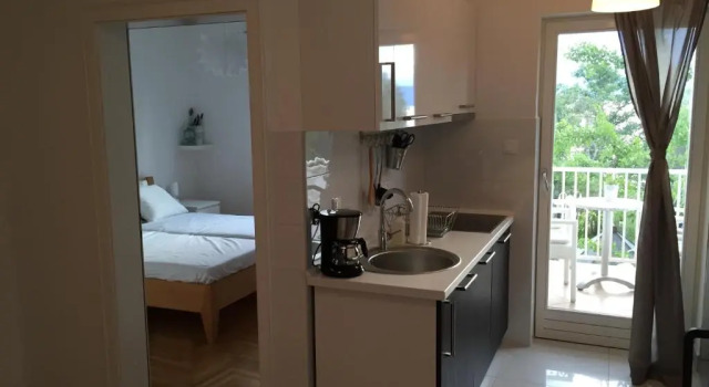Apartments Papalinna 2 By Moro, Prenota Appartamento Hotel a Isole Quarnerine con parcheggio, Parcheggio