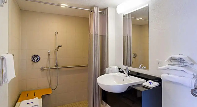 Номер Deluxe Motel 6- Denver, CO Downtown
