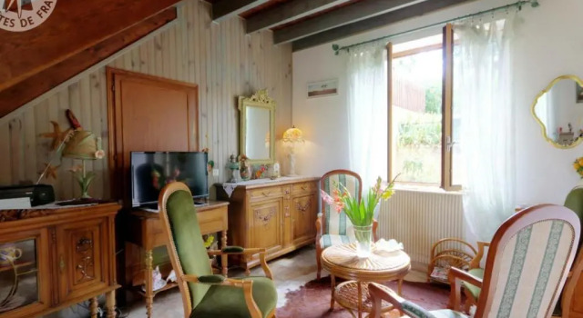 Gîte Bussières, 3 pièces, 4 personnes - FR-1-496-90, Rezervasyon Otel  