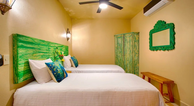 Condominios de Lujo Vista Corona, Book Hotel Puerto Vallarta Jalisco