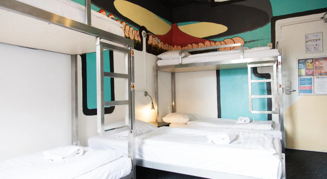Кровать в общем номере St Christophers Inn Amsterdam - The Winston